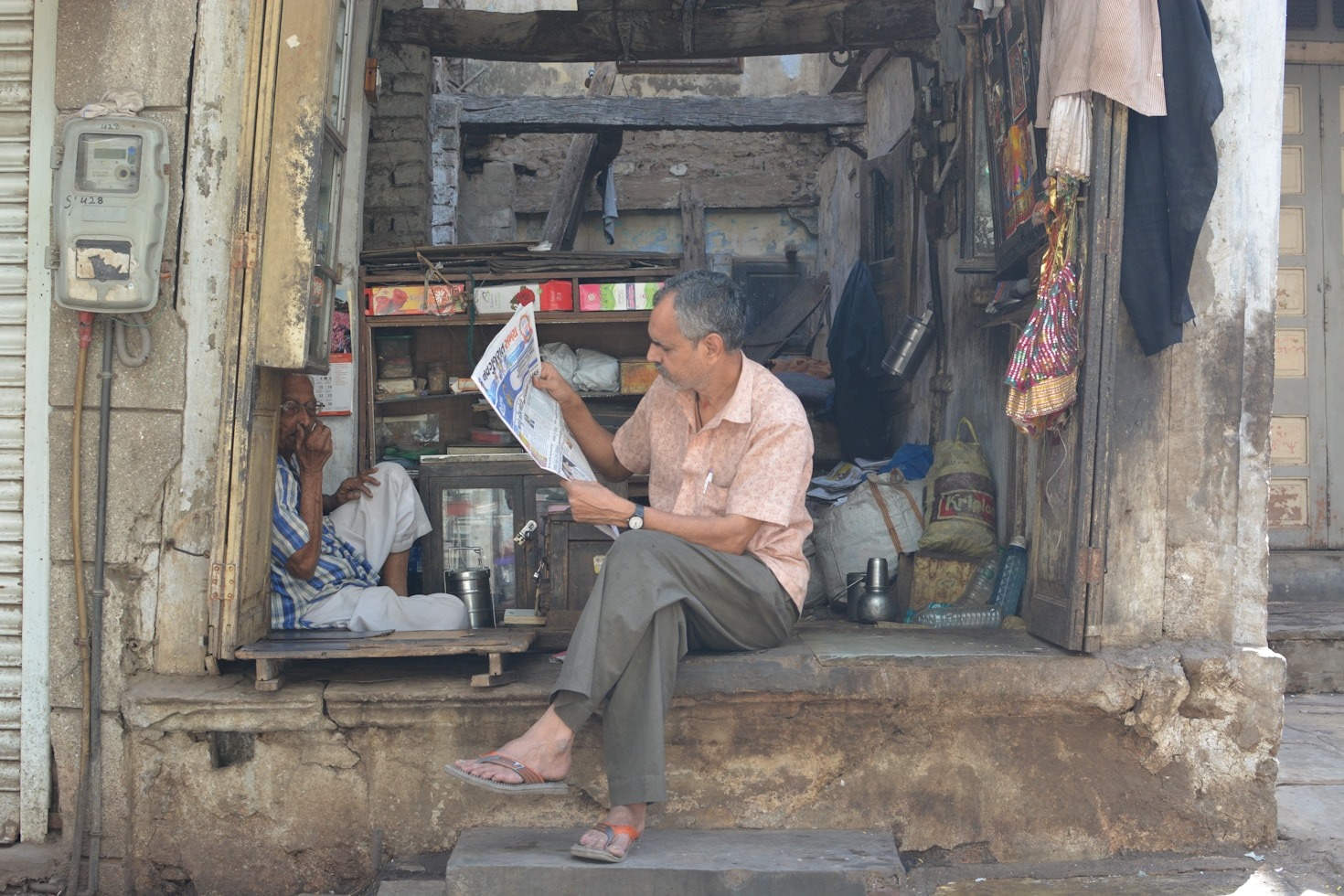 Essential Tips for Staying Informed Daily